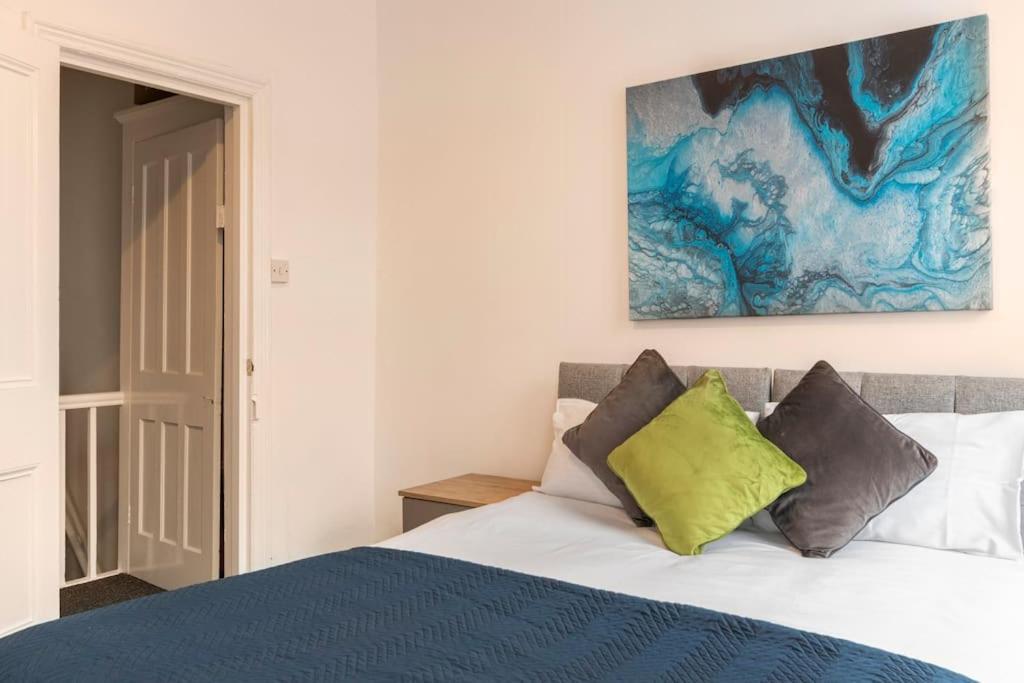 3-Bedroom Home In Liverpool L15 With Free Parking Eksteriør billede